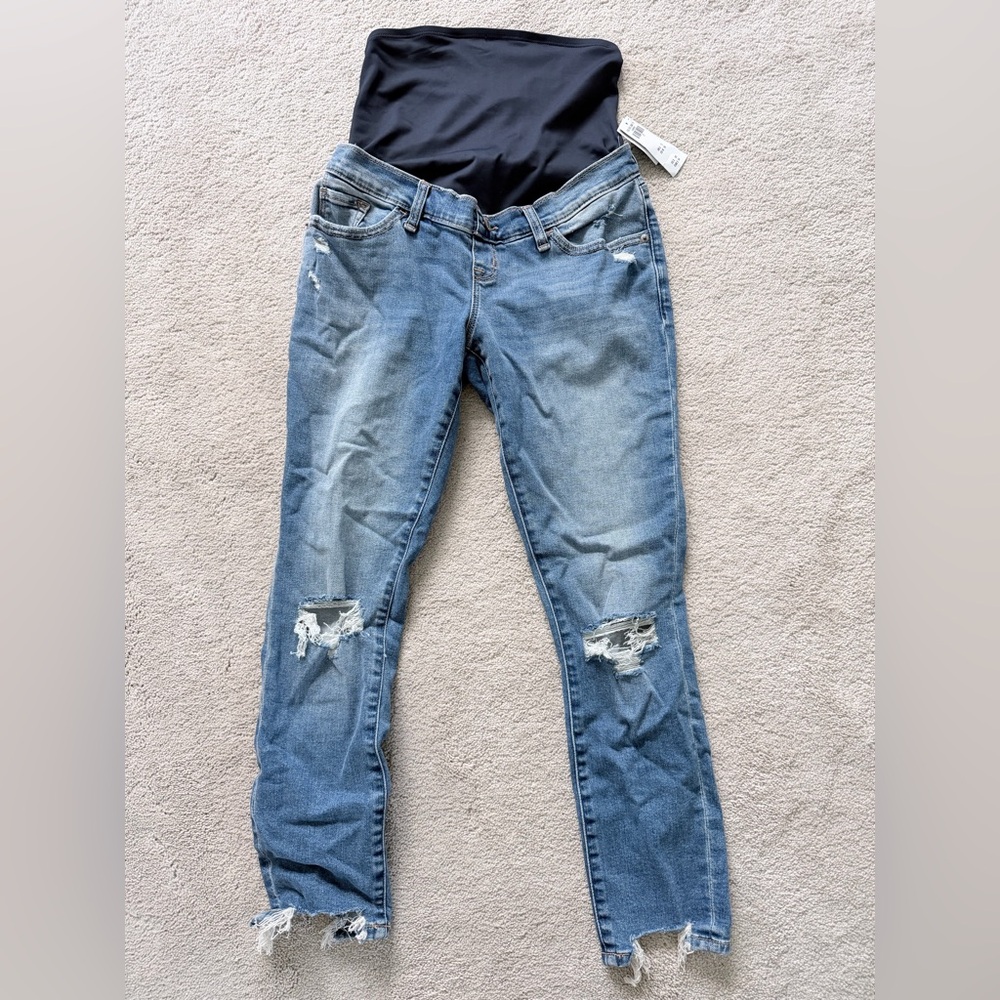 Abercrombie & Fitch Women's Light Blue Distressed Skinny Jeans